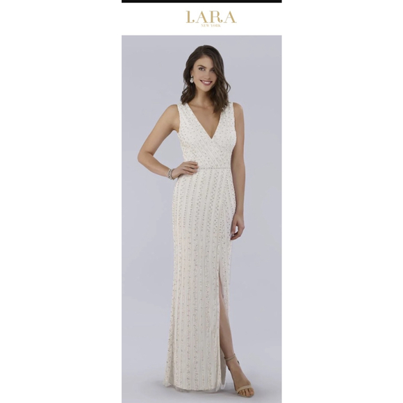 New Lara Off White Beaded Faux-Wrap V-Neck Bridal Gown Size 6 - Picture 4 of 6